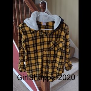Flannel Long Sleeves Top w Sherpa Hoody